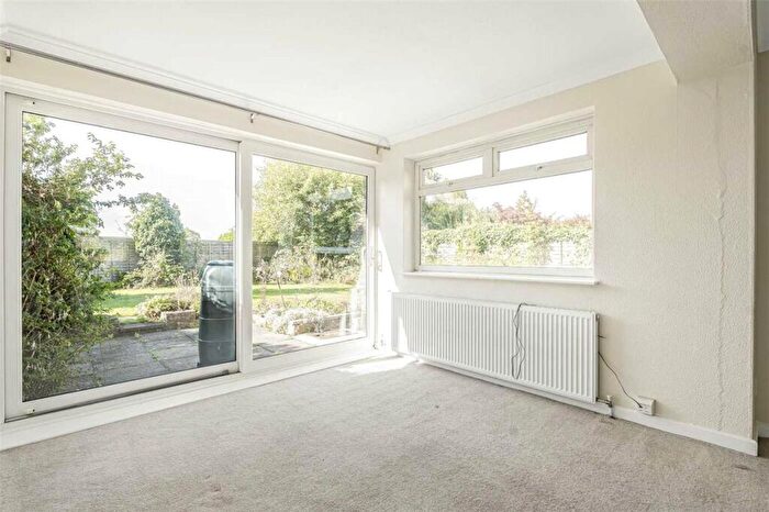 4 Bedroom Detached House To Rent In Hodgetts Lane, Burton Green, Kenilworth, Warwickshire, CV8