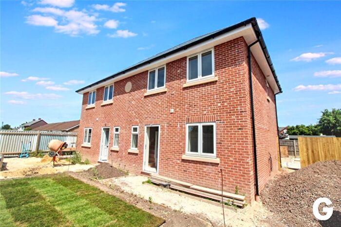 3 Bedroom Semi-Detached House To Rent In Manor Road, Ringwood, Hampshire, BH24