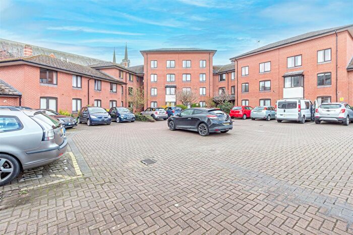 1 Bedroom Flat For Sale In St Georges Lane North, Worcetser, WR1