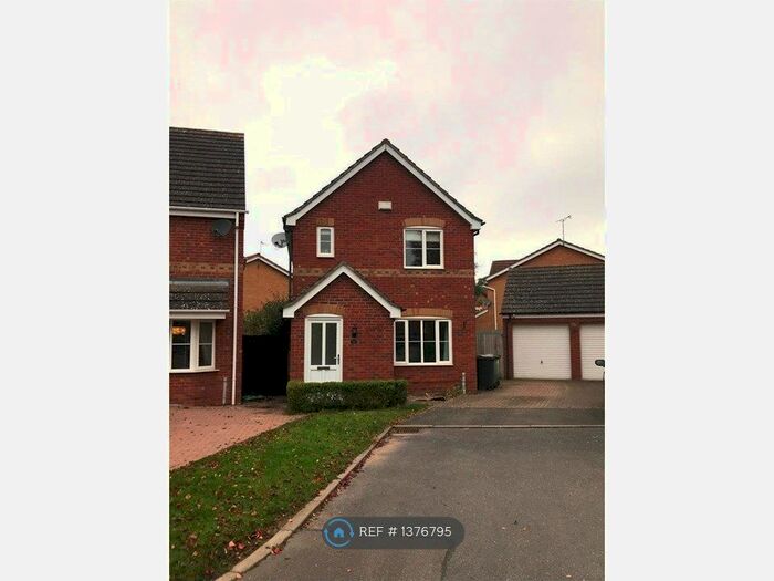 3 Bedroom Detached House To Rent In Aspen Drive, Longford, Coventry, CV6