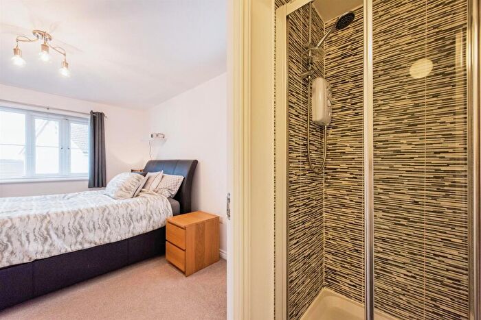 3 Bedroom End Of Terrace House For Sale In Binyon Close, Stowmarket, IP14