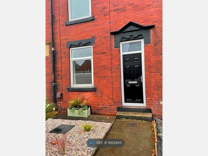 3 Bedroom Terraced House To Rent In Haigh Road, Leeds, LS26