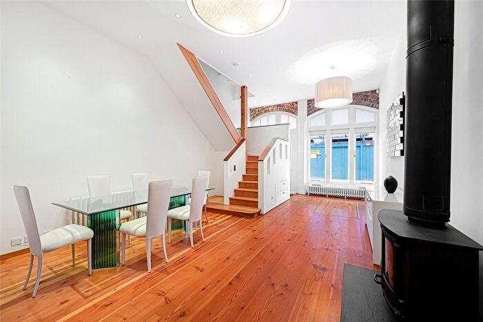 1 Bedroom Terraced House To Rent In Ennismore Gardens Mews, London, SW7