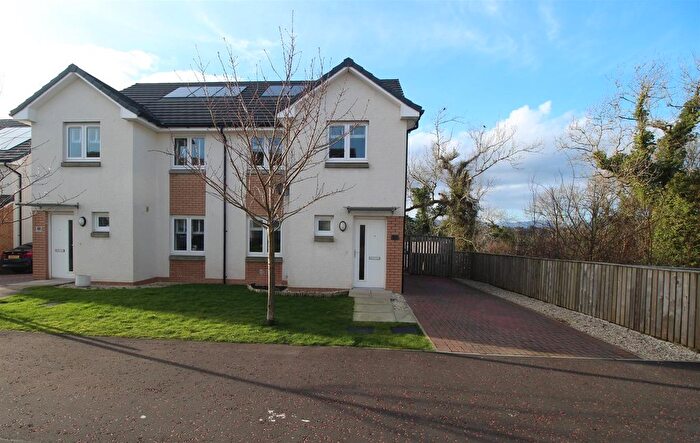 3 Bedroom Semi-Detached House For Sale In The Glebe, Inverkip, PA16