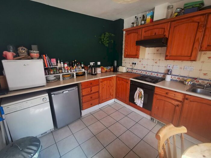 3 Bedroom Flat To Rent In Bohemia Place, Mare Street, London, E8