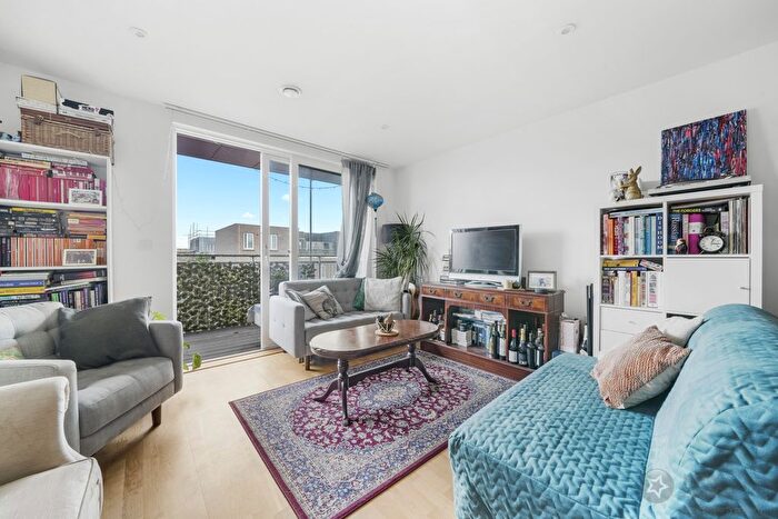 1 Bedroom Flat To Rent In Tinderbox, Octavius Street, Deptford, SE8
