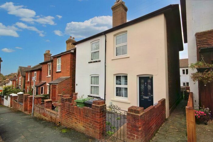 2 Bedroom Semi-Detached House To Rent In Ludlow Road, Guildford, GU2