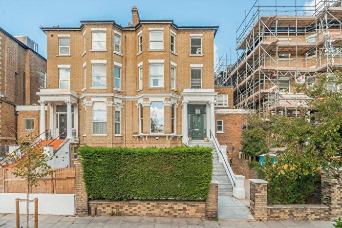 3 Bedroom Flat For Sale In Fellows Road, Hampstead, NW3