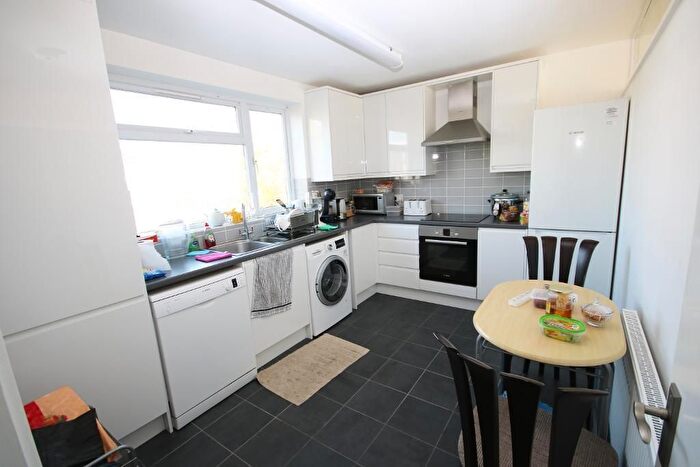 1 Bedroom Flat To Rent In Weymouth House, Stratton Close, Edgware, Middlesex, HA8