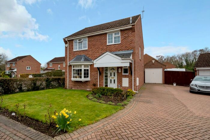 3 Bedroom Detached House To Rent In Sainsbury Close, Andover, Andover, SP10