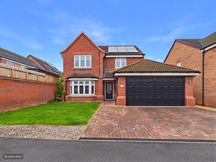 4 Bedroom Detached House For Sale In Shortwall Court, Pontefract, Wakefield, WF8