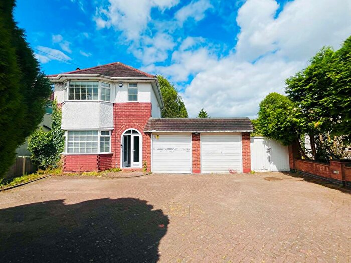 3 Bedroom Detached House To Rent In Pierce Avenue, Solihull, B92