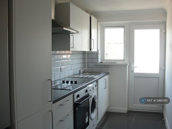 1 Bedroom Flat To Rent In Buntingbridge Road, Ilford, IG2