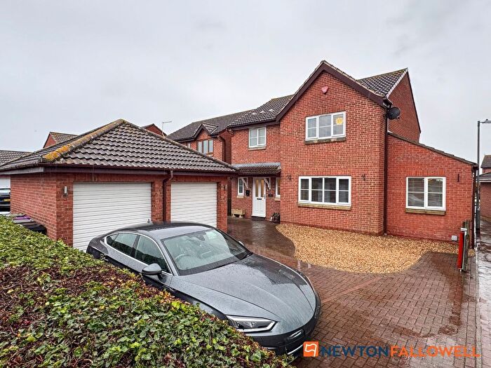 4 Bedroom Detached House For Sale In Doddington Lane, Claypole, NG23