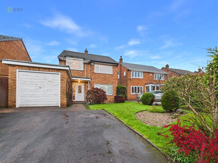 3 Bedroom Detached House For Sale In Birch Croft Road, Sutton Coldfield, B75