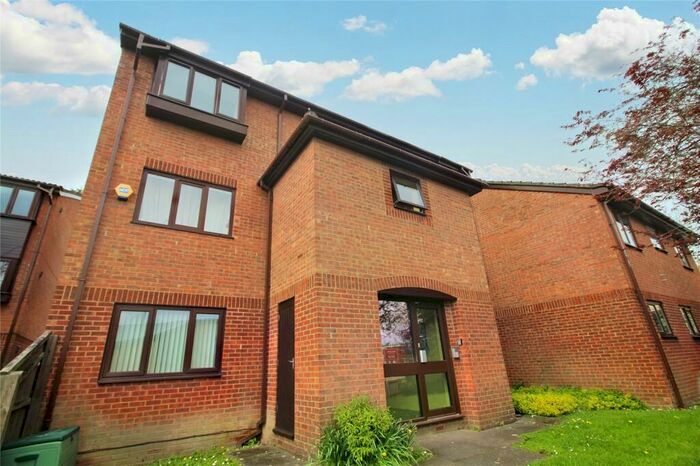 2 Bedroom Flat To Rent In Forge Field, Shepherds Spring Lane, Andover, Hampshire, SP10