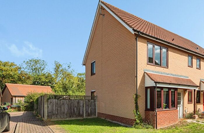 3 Bedroom Semi-Detached House For Sale In Tudor Close, Hoxne, Eye, IP21