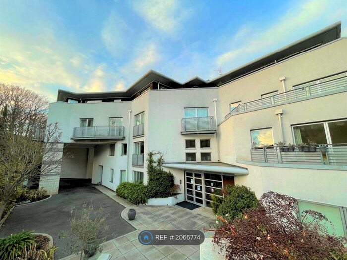 1 Bedroom Flat To Rent In Cityview, London, SE7