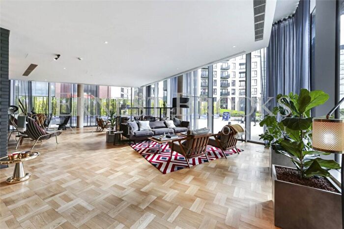 2 Bedroom Apartment To Rent In Astell House, London City Island, Canning Town, E14