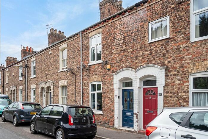 2 Bedroom Terraced House To Rent In Scarborough Terrace, York, YO30