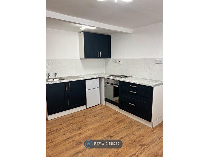 1 Bedroom Flat To Rent In Pershore Road, Stirchley, Birmingham, B30