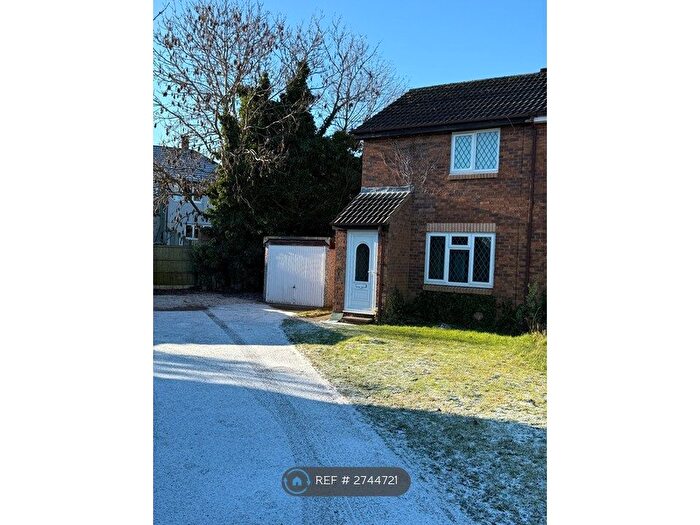 2 Bedroom Semi-Detached House To Rent In Santolina Drive, Oakwood, Derby, DE21