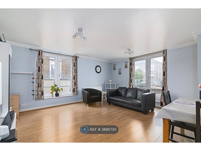 2 Bedroom Flat To Rent In Millenium Drive, London, E14