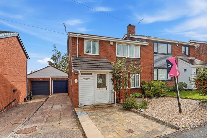 3 Bedroom Semi-Detached House For Sale In Ullswater Road, Mexborough, S64