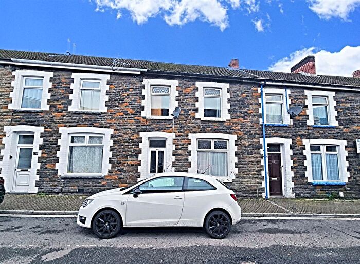 3 Bedroom Terraced House For Sale In Queen Street, Pontypridd, CF37