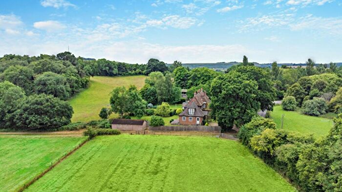4 Bedroom House For Sale In Sandford House Cottages, Knowl Hill, Kingsclere, Newbury, RG20