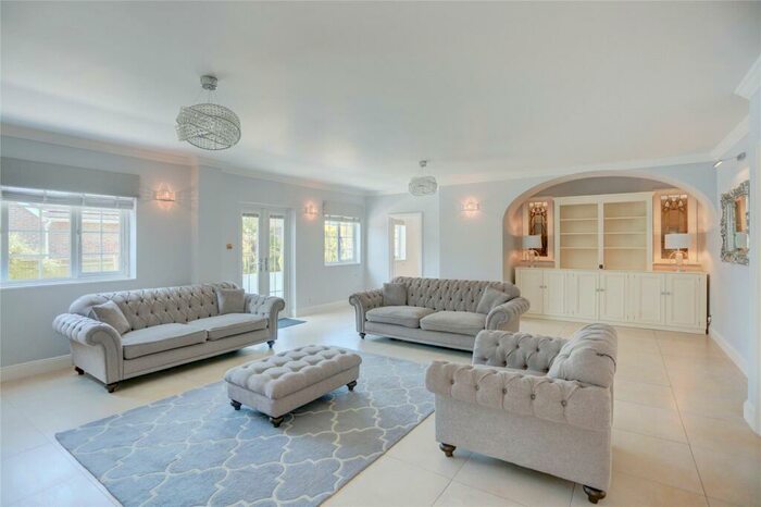5 Bedroom Detached House To Rent In Dyke Road Avenue, Hove, East Sussex, BN3
