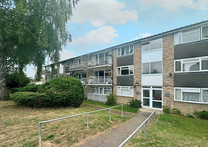 2 Bedroom Property To Rent In Fraser Road, Winchester, SO23
