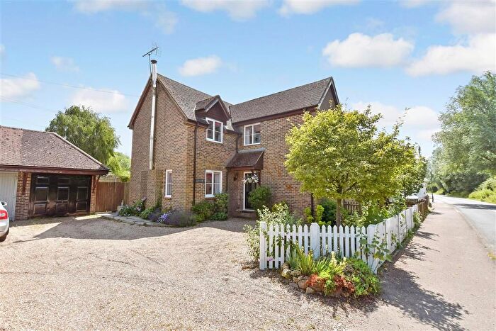 4 Bedroom Detached House For Sale In Heath Road, Appledore, Ashford, Kent, TN26