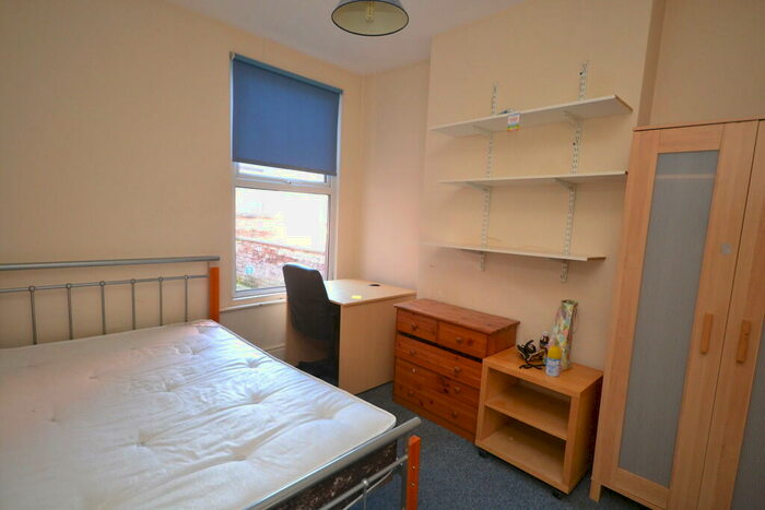 1 Bedroom Terraced House To Rent In Albert Grove, Lenton, NG7