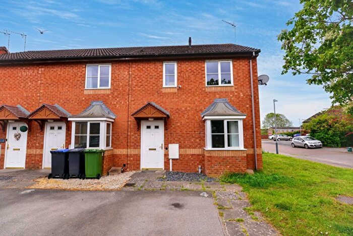 3 Bedroom End Terrace House For Sale In Cottage Square, Royal Leamington Spa, Warwickshire, CV31