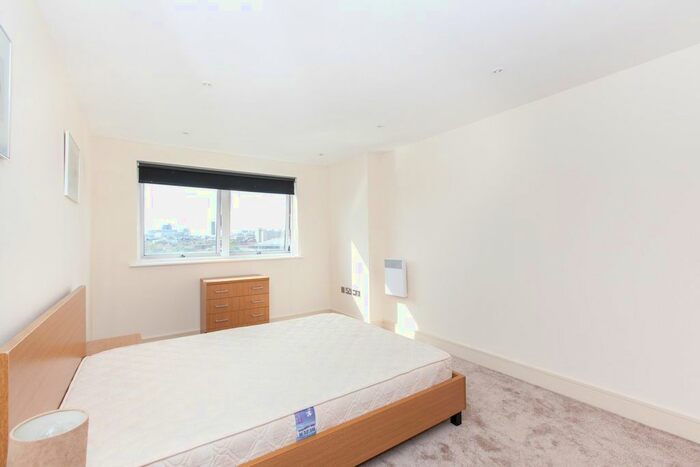 1 Bedroom Property To Rent In Long Lane, London, SE1