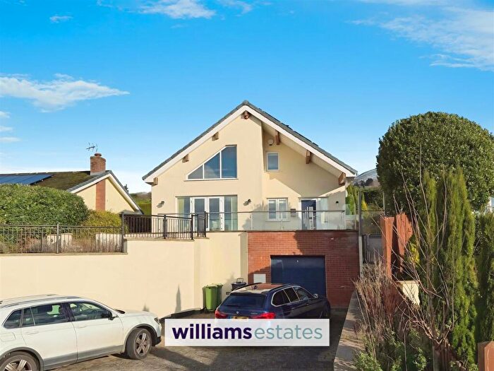 3 Bedroom House For Sale In Tan Y Bryn, Llanbedr Dyffryn Clwyd, Ruthin, LL15