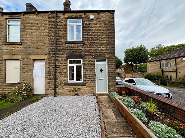 2 Bedroom Terraced House For Sale In Sheffield Road, Penistone, Sheffield, S36