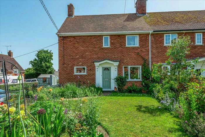 3 Bedroom Semi-Detached House For Sale In The Grove, Penton Grafton, SP11