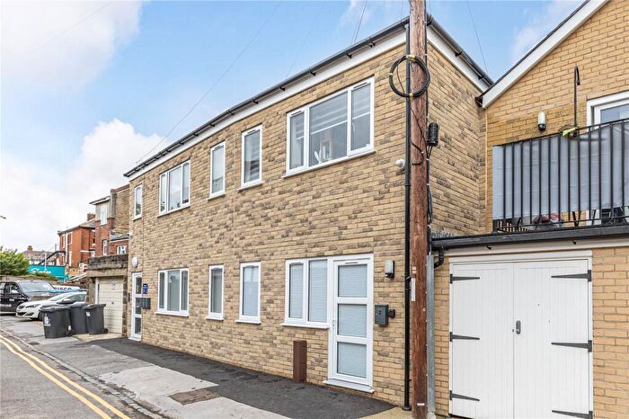 Studio To Rent In Southbourne Lane East, Bournemouth, Dorset, BH6