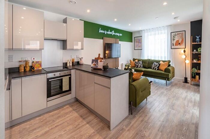 2 Bedroom Apartment For Sale In Lyon Quarter, Brighton And Hove, BN3