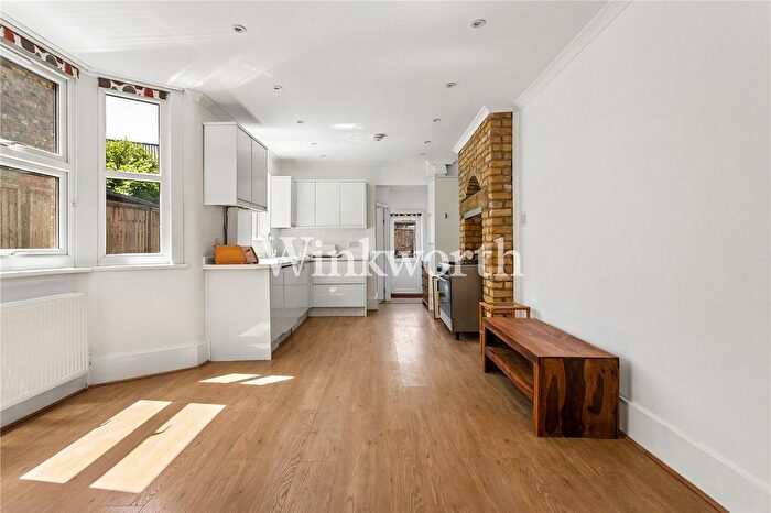 2 Bedroom Flat To Rent In Westbury Avenue, London, N22
