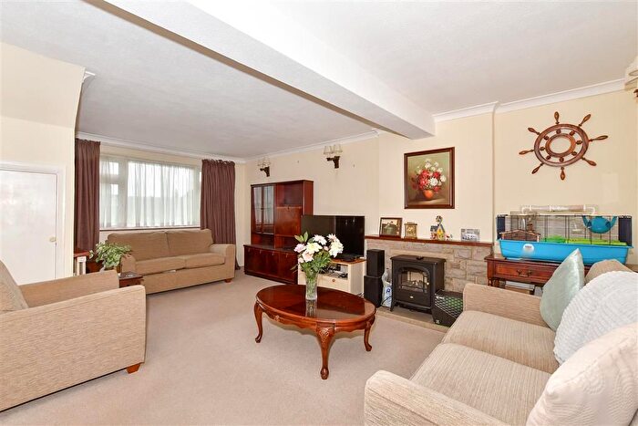 3 Bedroom Detached House For Sale In The Forstal, Pembury, Tunbridge Wells, Kent, TN2