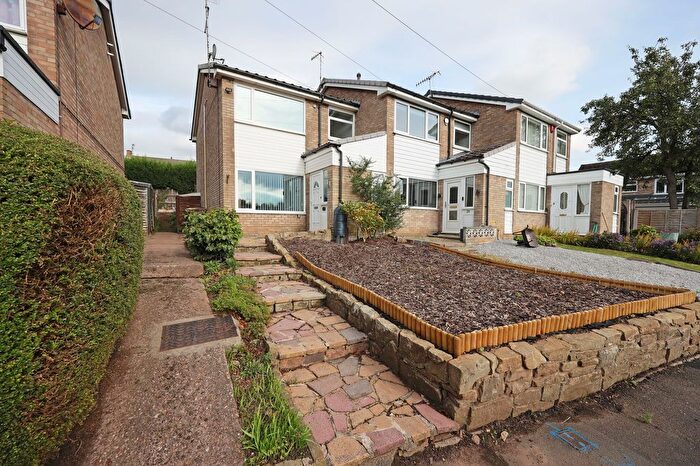 3 Bedroom Terraced House For Sale In Trentham Gardens Close, Stoke-On-Trent, ST4