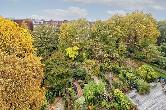 2 Bedroom Flat For Sale In Lexham Gardens, W8