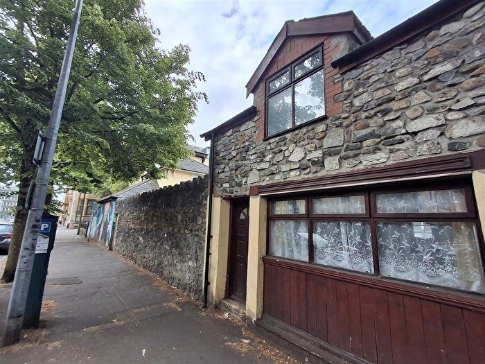 1 Bedroom Property To Rent In The Parade, Roath, CF24