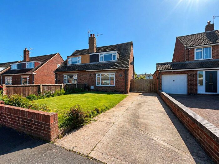 3 Bedroom Semi-Detached House For Sale In Howmead, Berkeley, GL13
