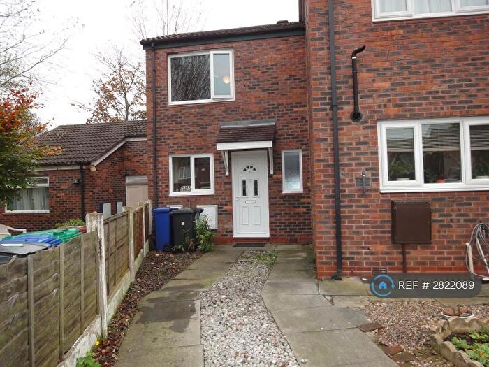 1 Bedroom Semi Detached House To Rent In Chime Bank, Manchester, M8