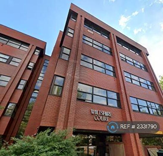 2 Bedroom Flat To Rent In Farnsby Street, Swindon, SN1