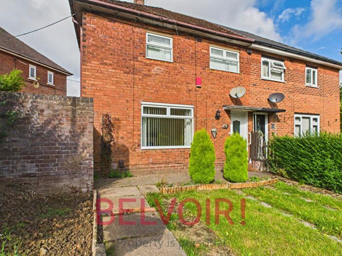 3 Bedroom Semi-Detached House To Rent In Oakham Way, Bentilee, Stoke-on-Trent, ST2